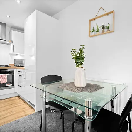 Luxury Central Apartment With Gated Access And Secure Parking 16Sl Birmingham Exterior foto